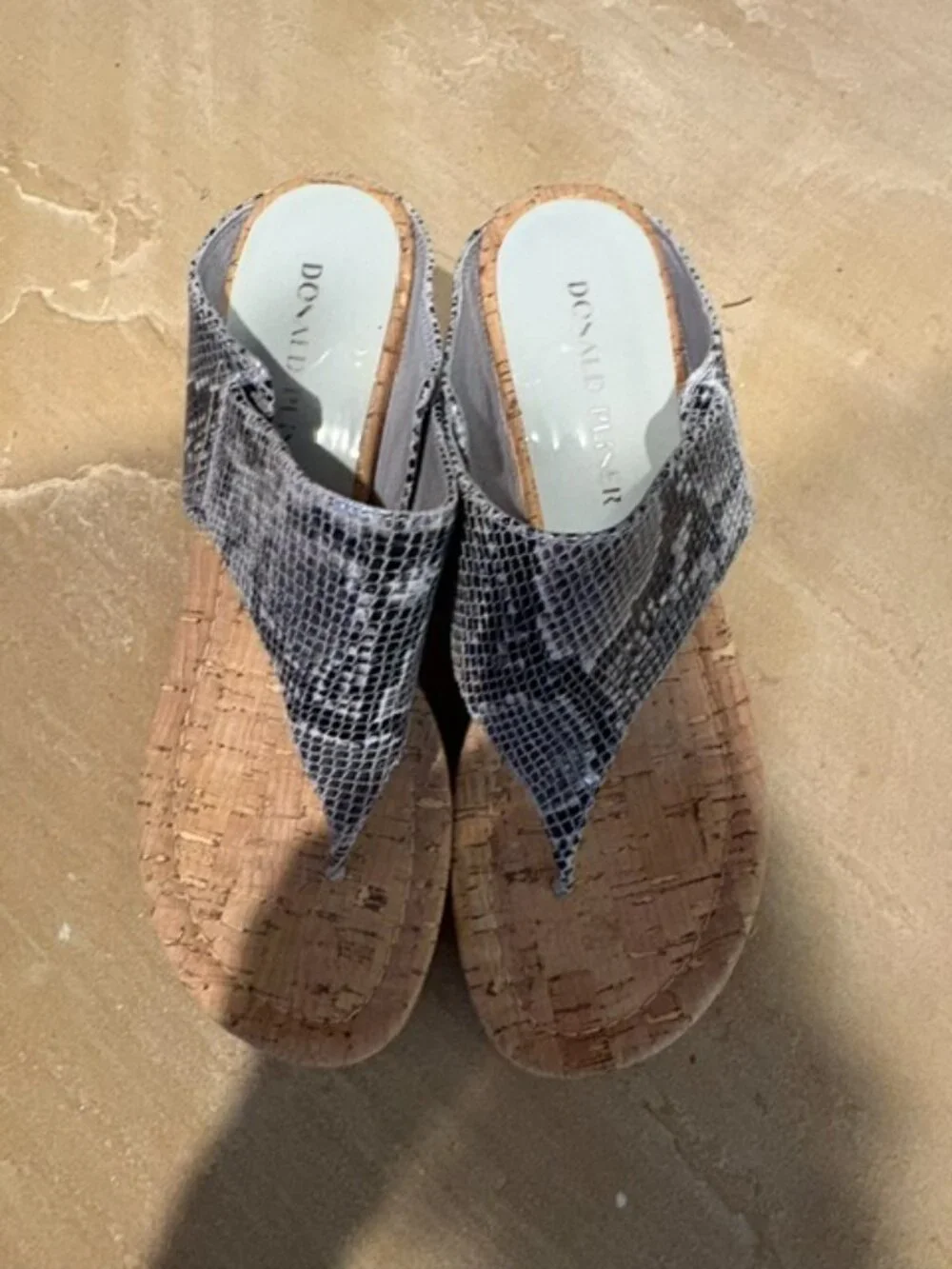 New Donald J Pliner Malone Leather Cork Silver Snake Wedge Sandals Size 8.5